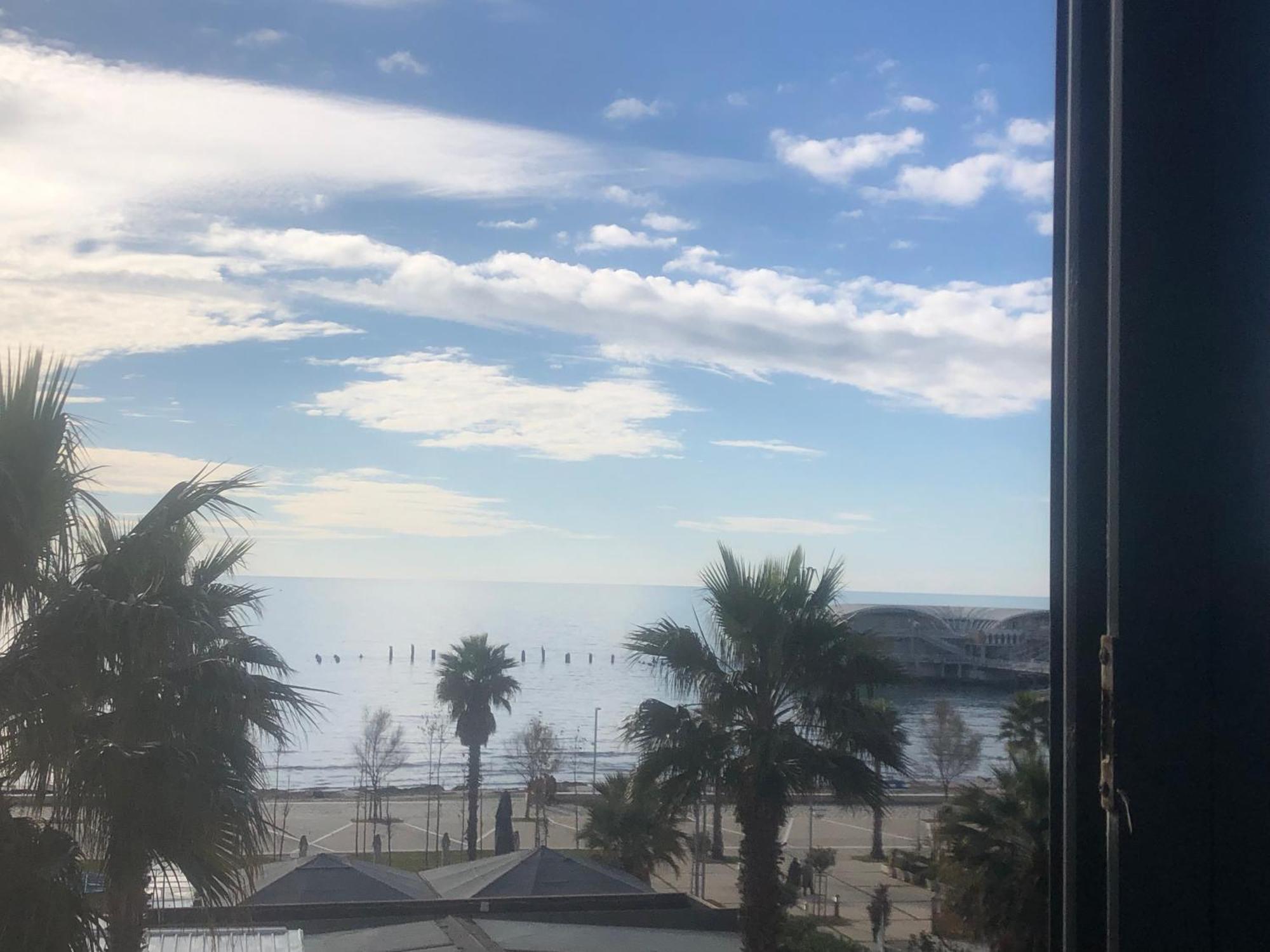 Vollga Four Seasons Apartment Durres Luaran gambar